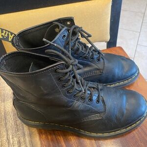 Dr. Martens Black boots